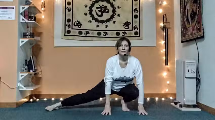 Ananda Yoga Om