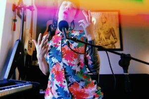 Clases de Canto | Yoga | Armonización y Relajación con Cuencos Tibetanos Online| Presencial