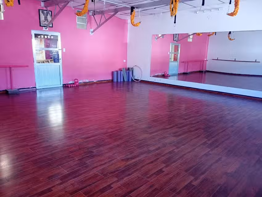 Clases de Yoga con Maca respirarcomomedicina