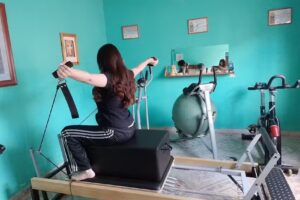 Divina Multiespacio , Pilates, Yoga, Terapia Postural Activa, Masaje, .