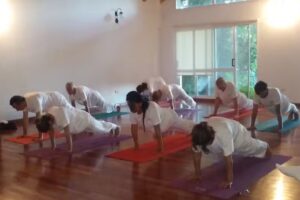 Escuela de Yoga Uttama