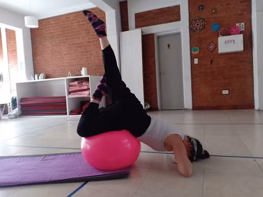 Escuela De Yoga &ldquo;Yo Soy Luz&rdquo;