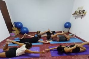 Inhala estudio de yoga