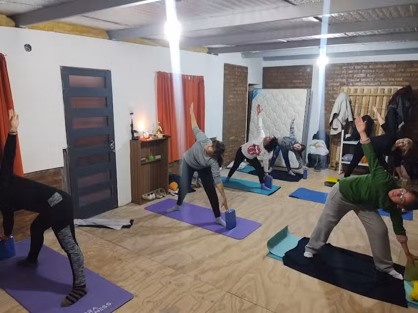 Laura Yoga