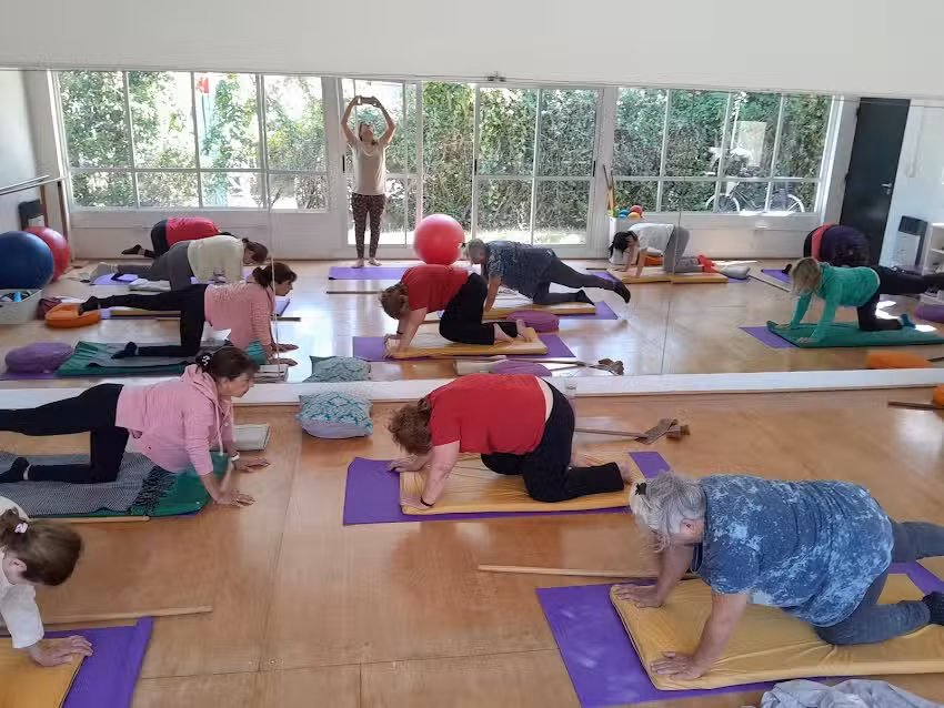 VENBEB&Eacute; & YOGA ROOM