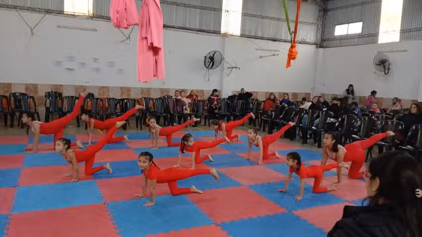YOGA DEPORTIVO CIUDAD ARTISTICA