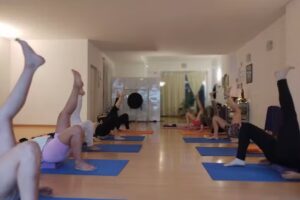 Yoga para el Embarazo – Hacia Adentro Yoga – Doula y Puericultora
